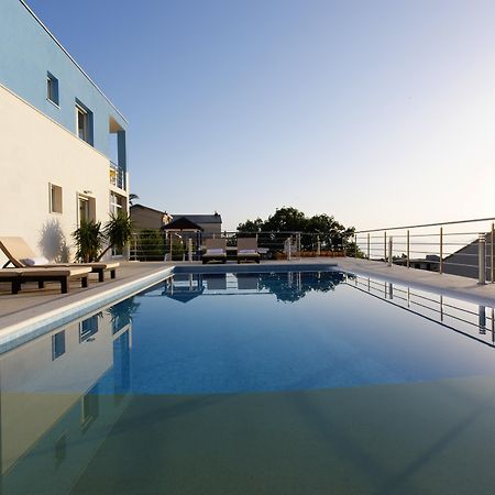 Villa Mermaid Your Croatian Haven With Luxury Pool And Scenic Views Podstrana Bagian luar foto