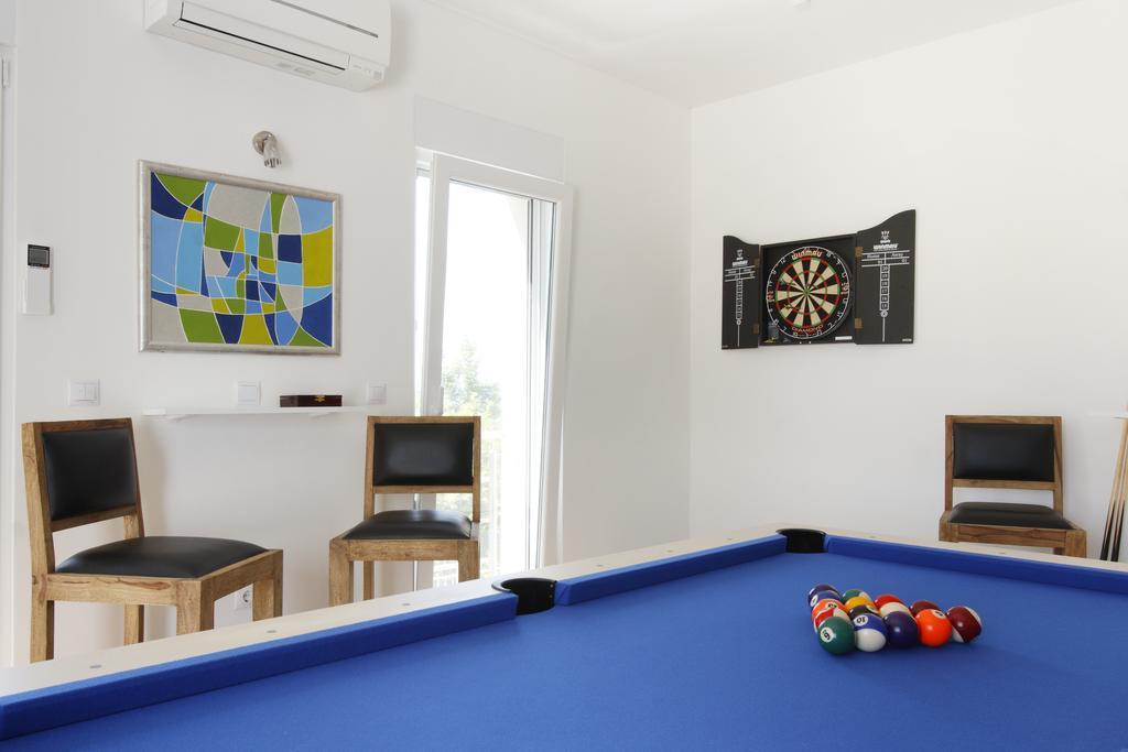 Villa Mermaid Your Croatian Haven With Luxury Pool And Scenic Views Podstrana Bagian luar foto